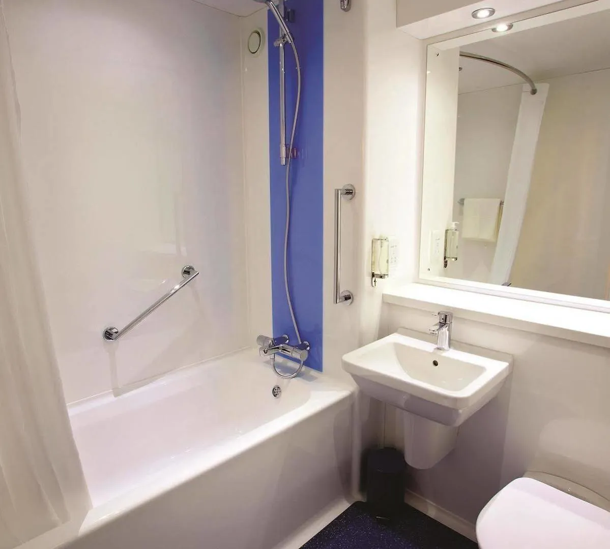 Travelodge Dublin Airport South 3*,  Ierland